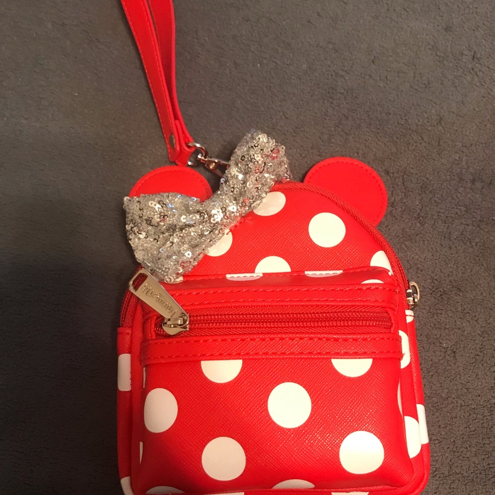 Polka dot Disney wristlet